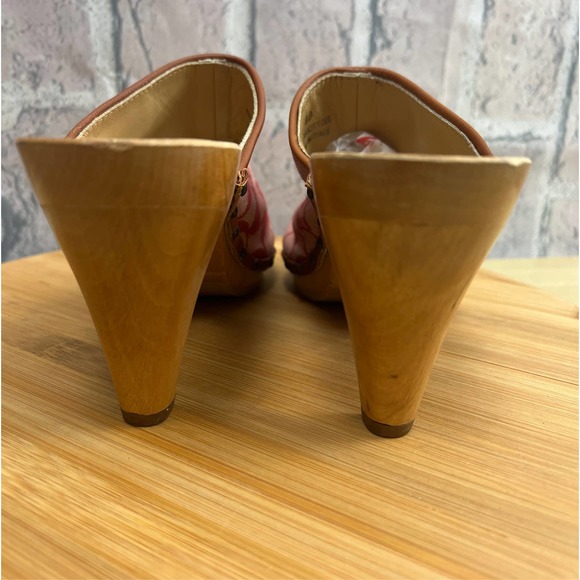 Coach Felicity Womens Size 8B Pink Wooden Clogs Made in Italy - Picture 3 of 9